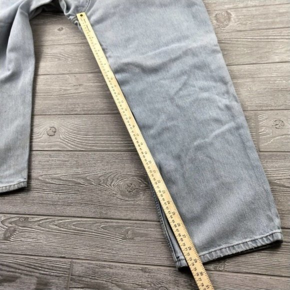 Men's 550 Relaxed Fit Jeans, Regular Stonewash, Size 42x30 - Picture 6 of 7